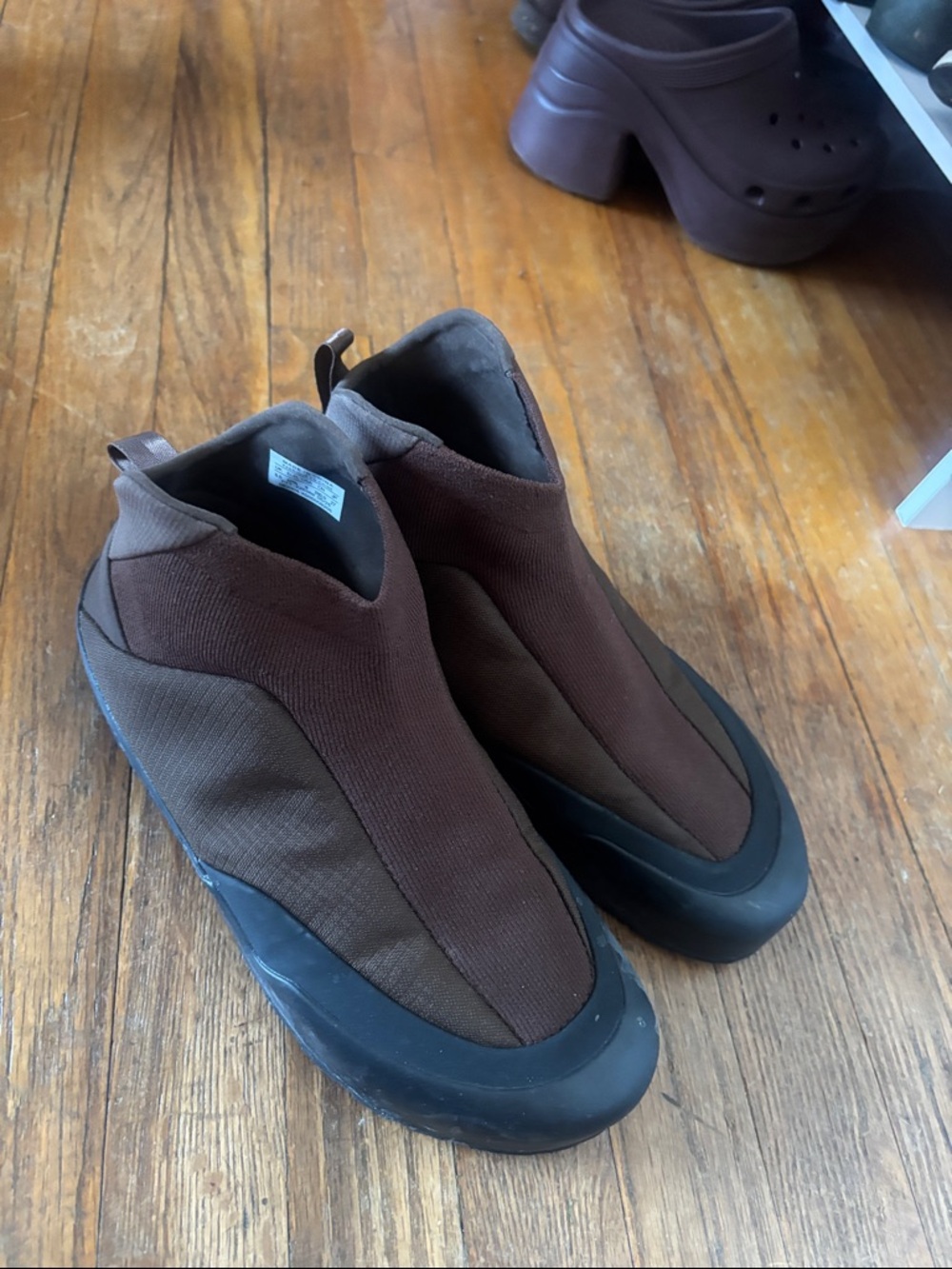Arcteryx kragg insulated Men's Brown Slip-On Shoes - Picture 2 of 8